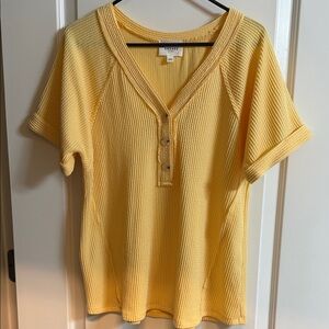 ANDREE BY UNIT Vibrant Yellow Ribbed Tee